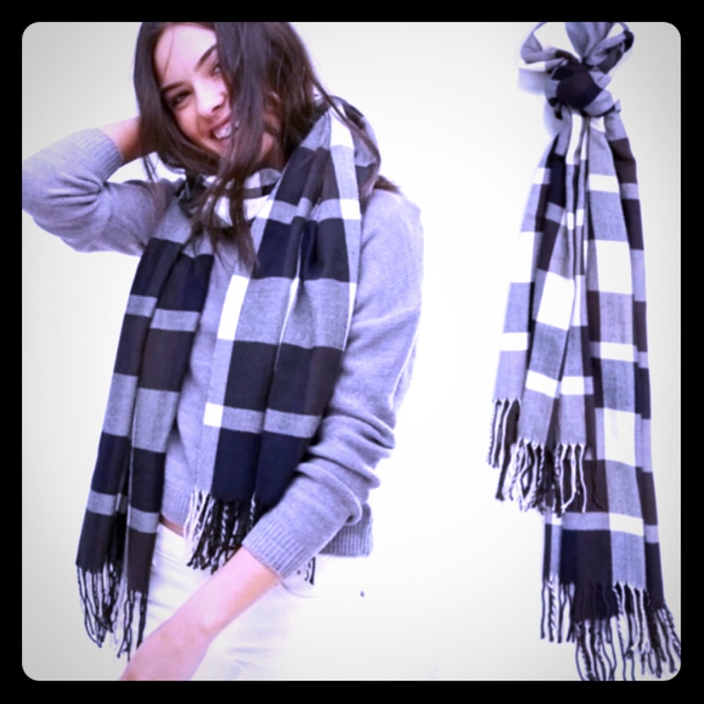 NWT Plush Apparel plaid blanket scarf